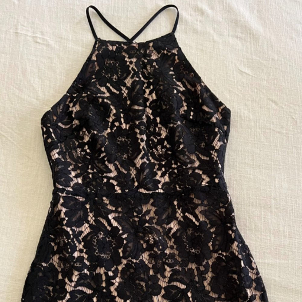 ASTR Open Back Black Lace dress size small - black